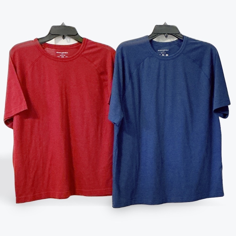 Banana Republic SS Mesh Tee Lot 2 Mens XL Red Blue Quick Dry Moisture Wicking